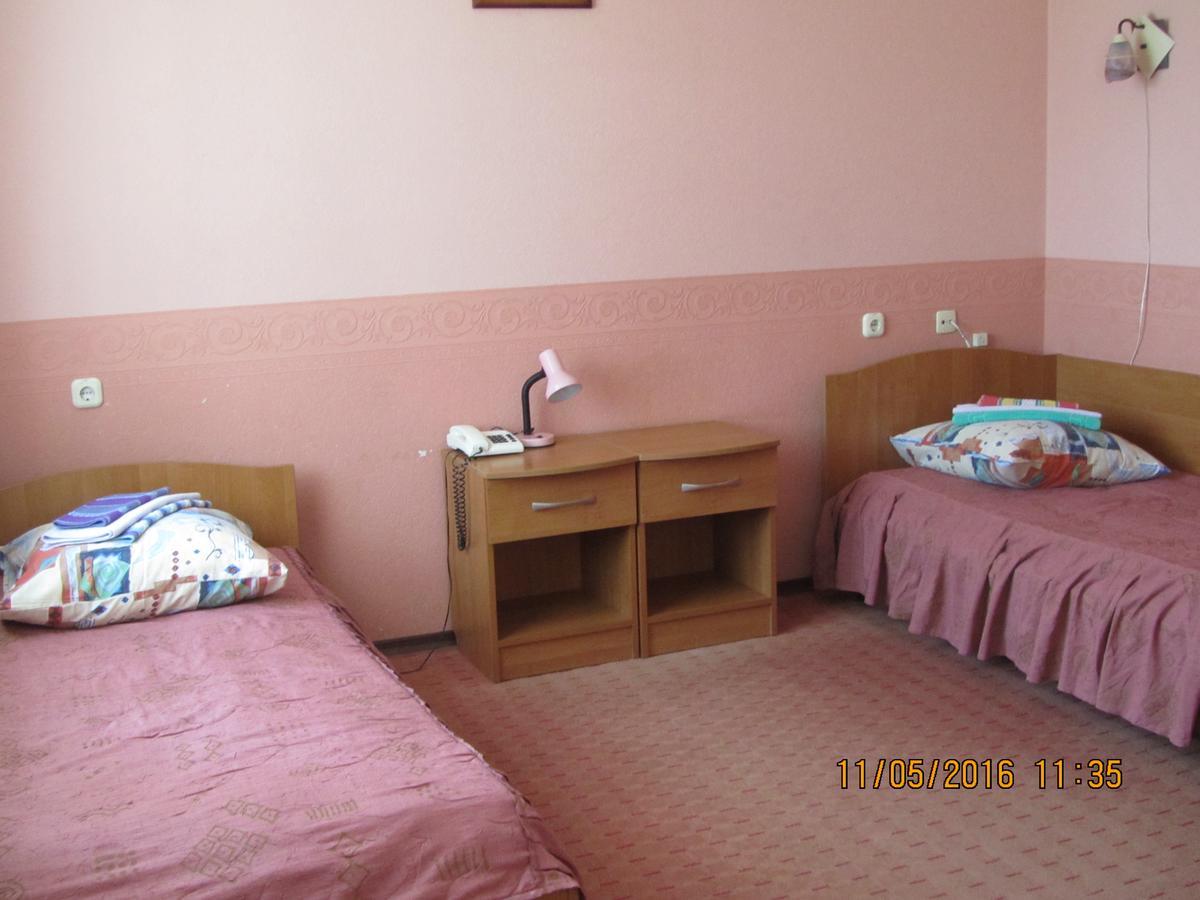 Hotel Berezka Vawkavysk Exteriör bild