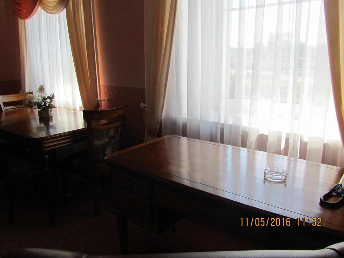 Hotel Berezka Vawkavysk Exteriör bild